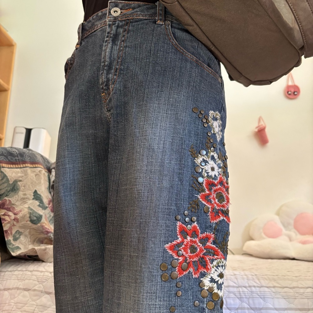 Chicos Embroidered Floral Blue Jeans